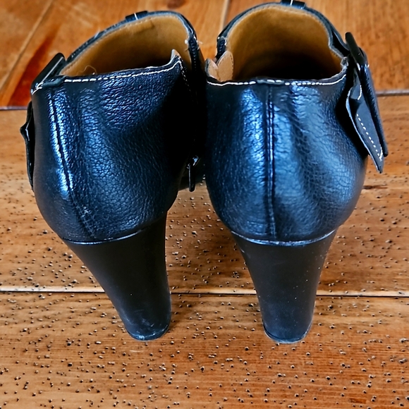 EUROSOFT Booties Sz 8.5 - Picture 2 of 6